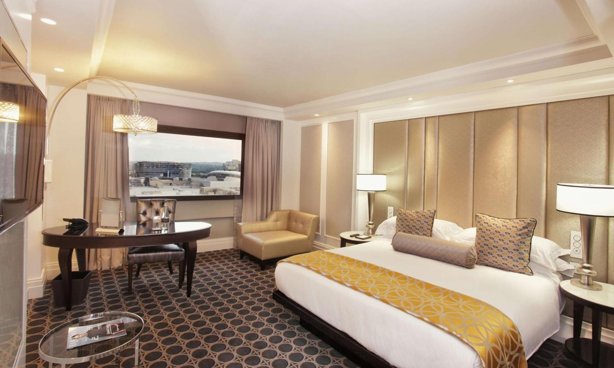 Sandton Sun And Towers Johannesburg Exterior photo A room at the Taj Mahal Palace